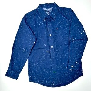 Big Kids, “TOMMY HILFIGER” Button Down Shirt.